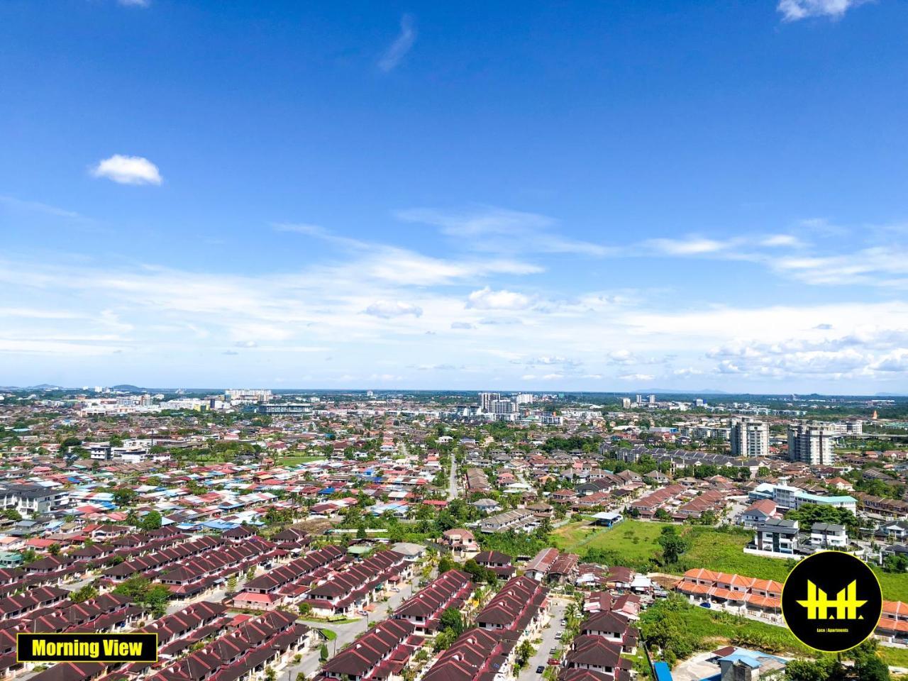 Luco Apartments @ Imperial Suites 쿠칭 외부 사진