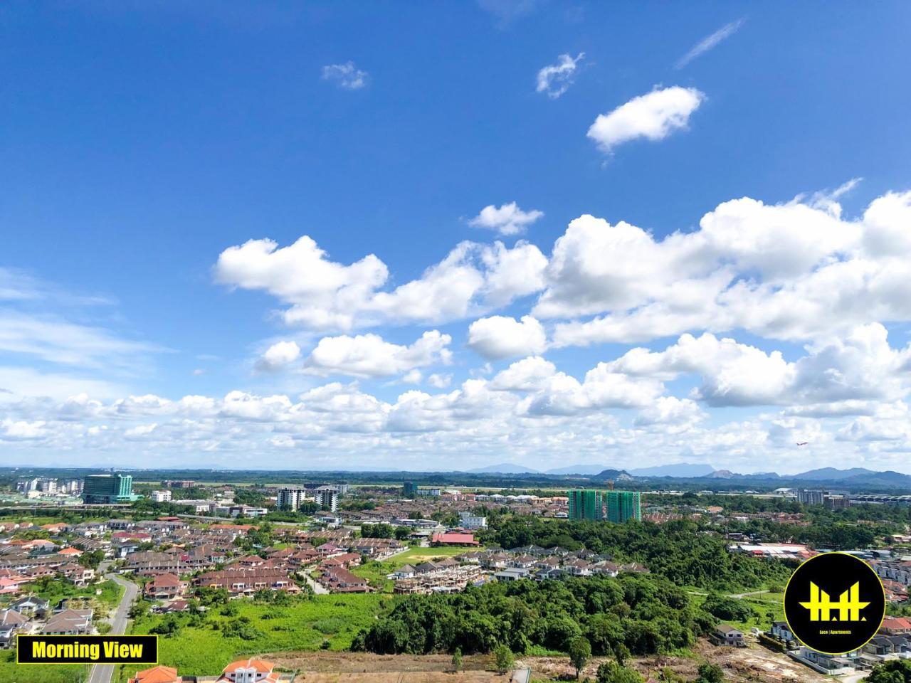 Luco Apartments @ Imperial Suites 쿠칭 외부 사진