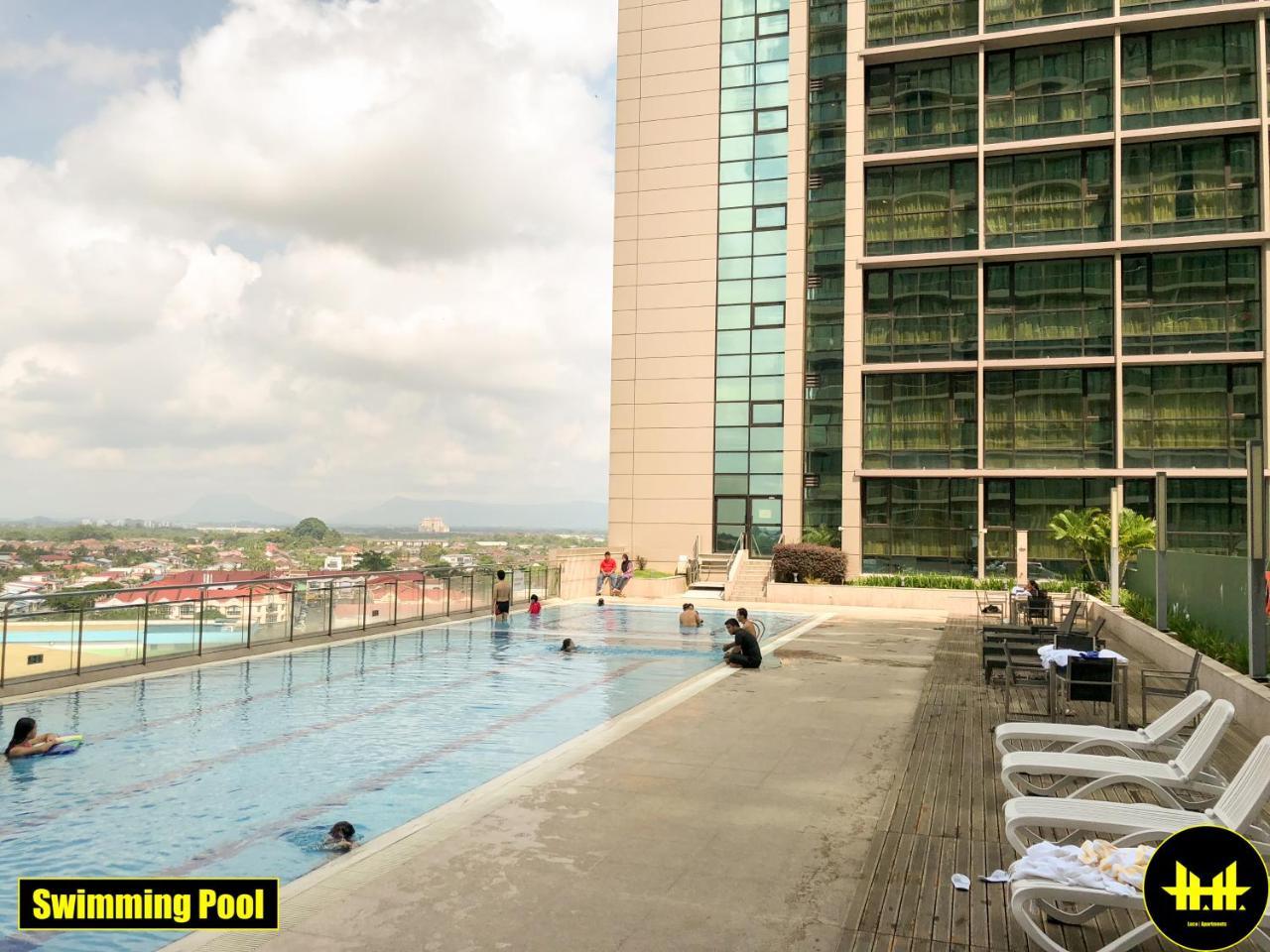 Luco Apartments @ Imperial Suites 쿠칭 외부 사진