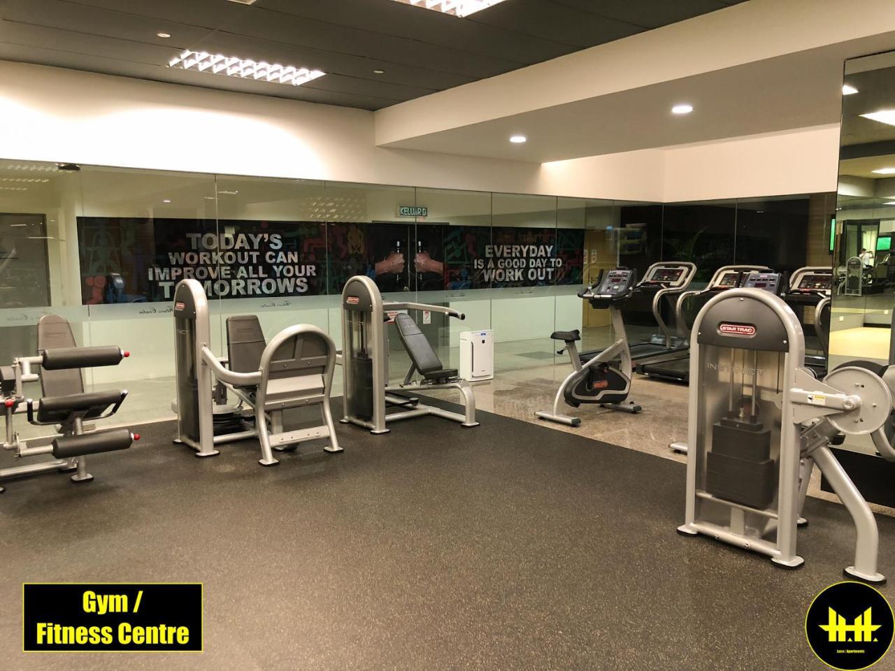 Luco Apartments @ Imperial Suites 쿠칭 외부 사진