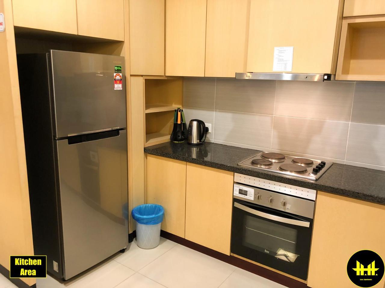 Luco Apartments @ Imperial Suites 쿠칭 외부 사진