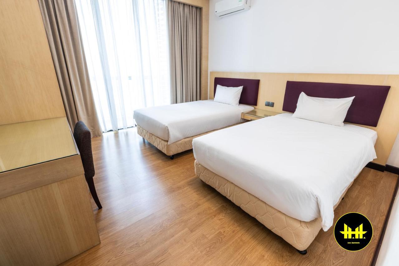 Luco Apartments @ Imperial Suites 쿠칭 외부 사진